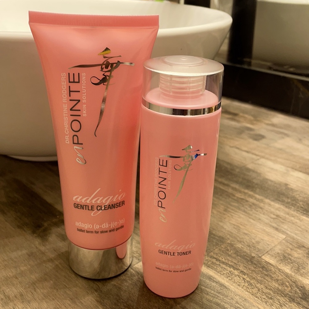 EnPointe Skin Solutions - Adagio - gentle cleanser and toner set